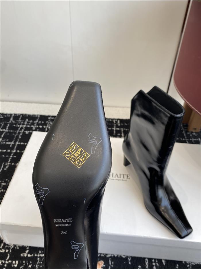 20251128174410476 390